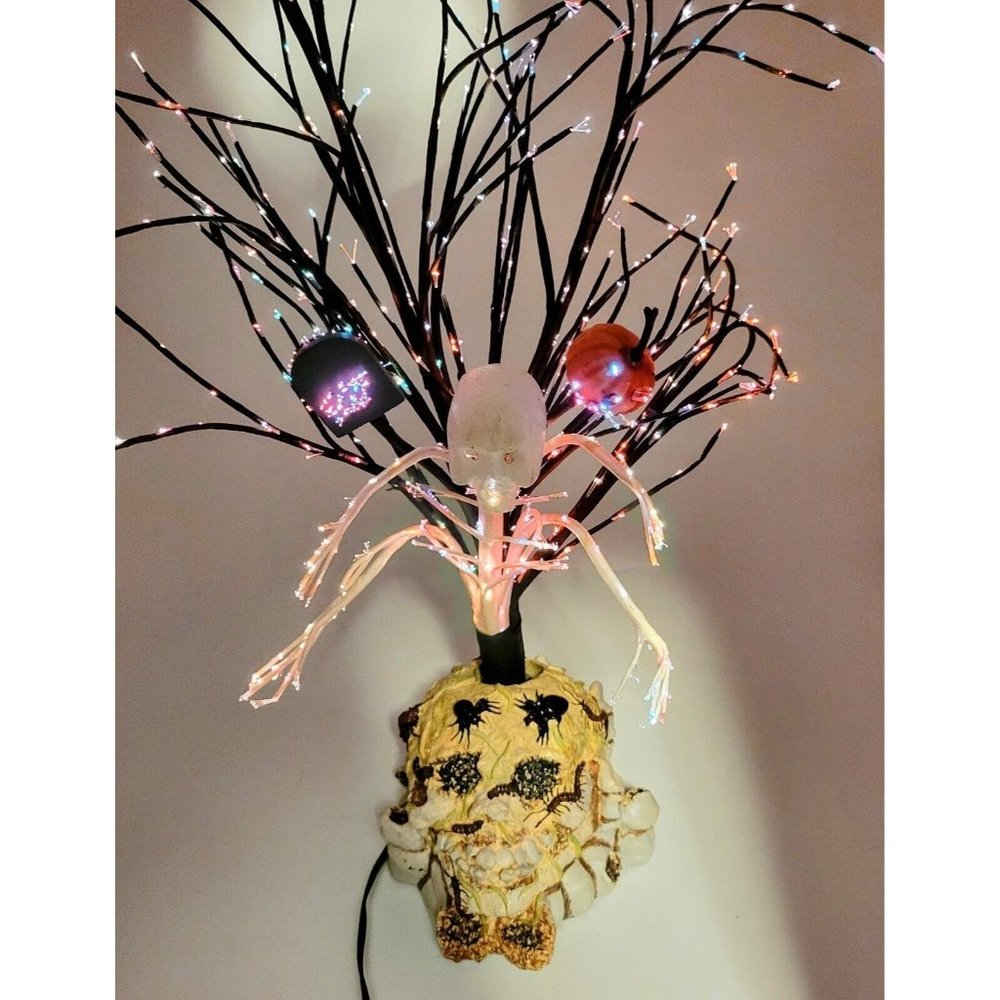 Vtg Puleo Tree Co Halloween Haunted Tree And Skull W/ Bugs Fiber Optic Electric